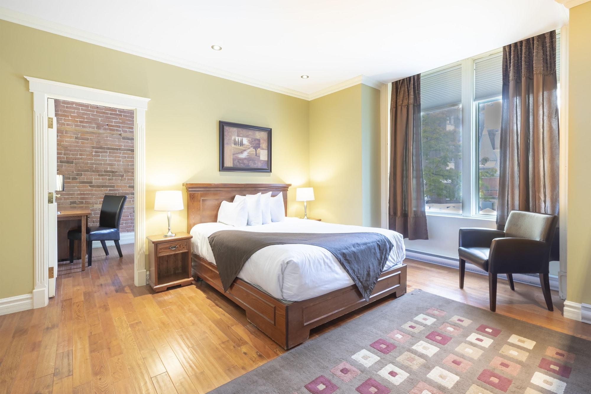 Unilofts Grande-allee Hotel 3*